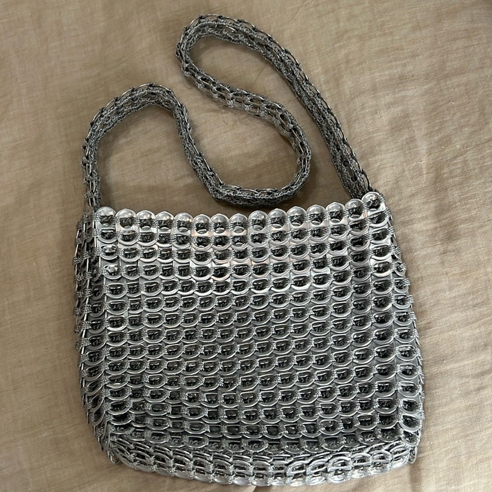 Pop top hand bag